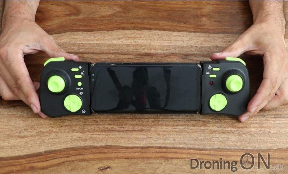 The transmitter of the Flying3D FY919 quadcopter package, including expandable fitment to cater for a smart device.