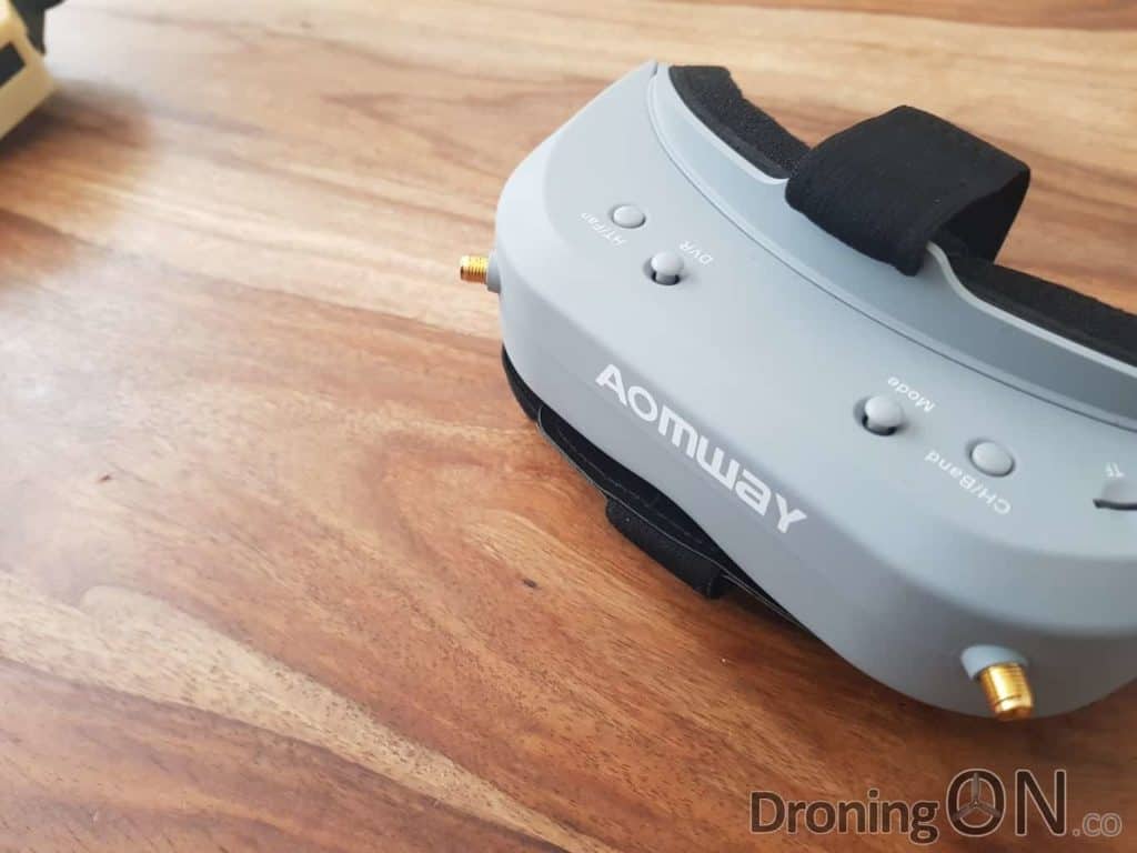 The basic and lightweight AomWay Commander v1 FPV goggle set, a competitor to the Fat Shark model range.